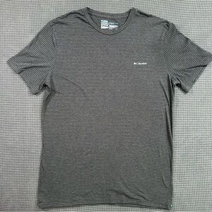 Columbia Sportswear Gray Striped Performance T Shirt Mens XL Stretch Crew